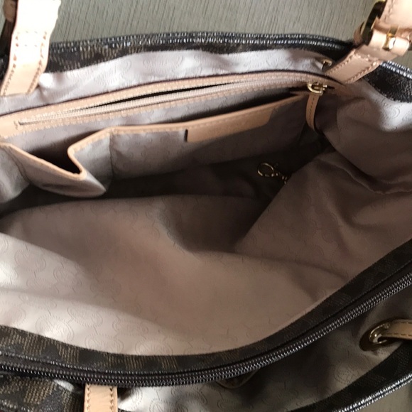 Michael Kors Monogram Jet Set tote - Picture 6 of 8